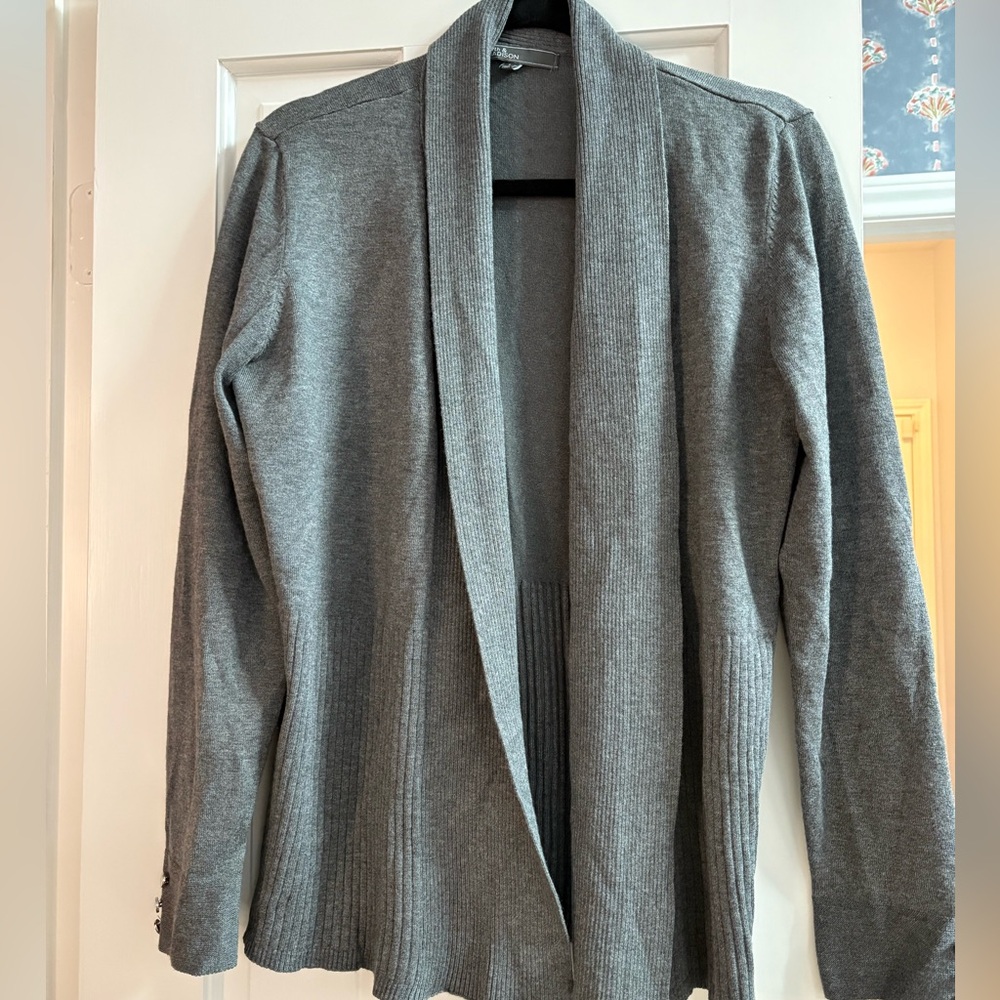 89th & Madison Charcoal Knit Sweater